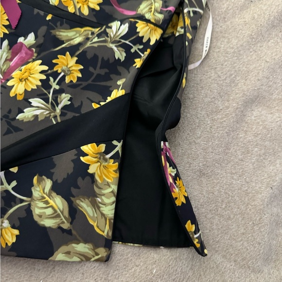 Karen Millen Floral Jacquard Paneled Purple Yellow Top Size 8 Crop Top - Picture 5 of 9